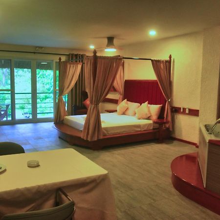 P1 Club Resort Panglao Eksteriør billede